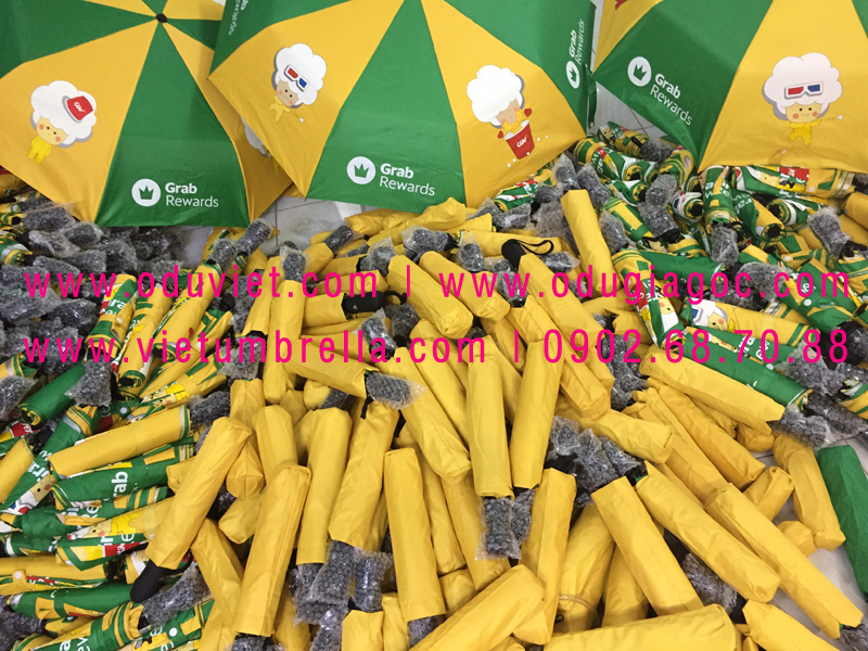 xưởng sản xuất ô dù cầm tay in logo quảng cáo